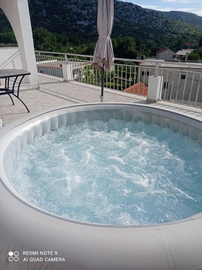 Panoramico Apartment, Private Jacuzzi Brela Kültér fotó
